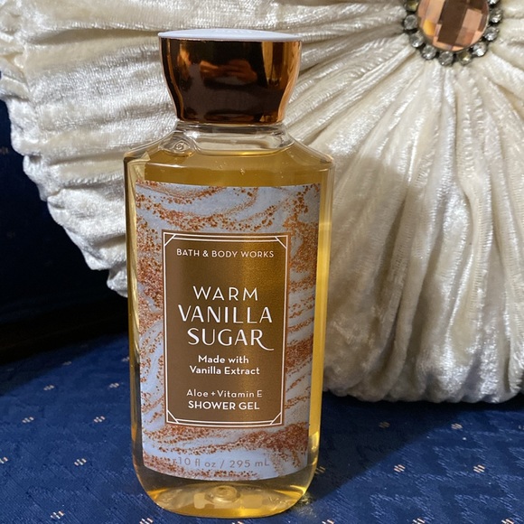 BATH & BODY WORKS SET. . .WARM VANILLA SUGAR SCENT - Picture 4 of 5